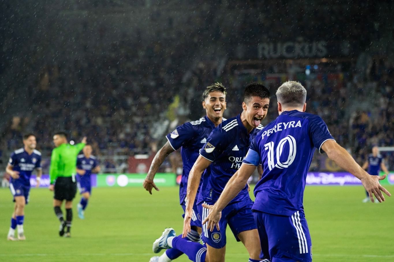 ONWARDS TO THE FINAL: LIONS DESTROYED THE RED BULLS IN U.S OPEN CUP SEMIS.